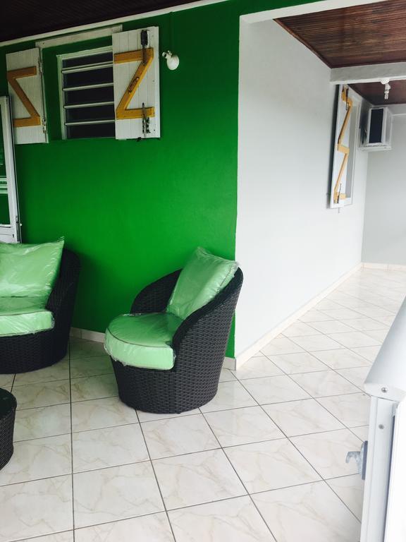 Le Papillon Apartment Le Moule Exterior foto