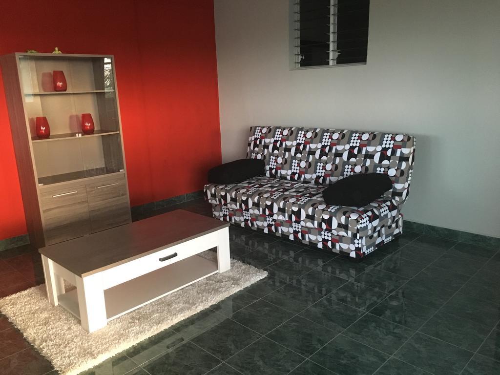 Le Papillon Apartment Le Moule Exterior foto